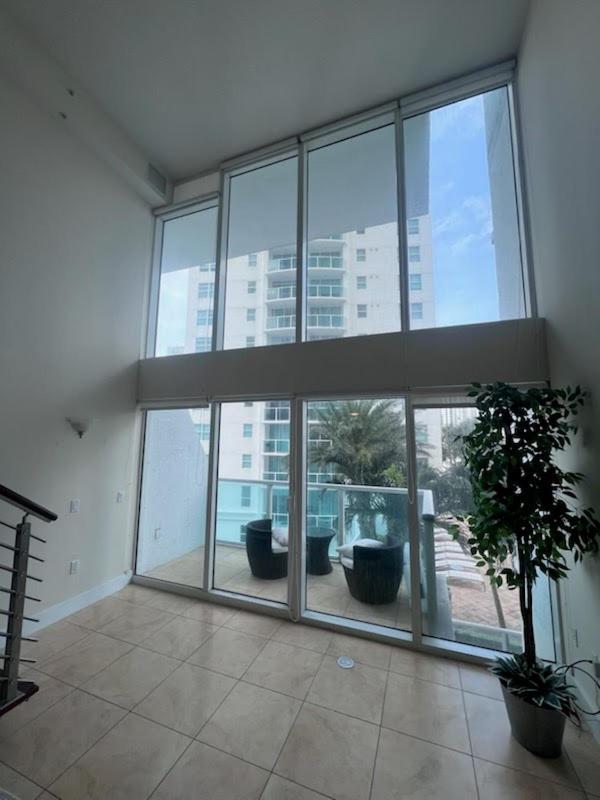 2 Story Loft Downtown Miami Apartment Bagian luar foto