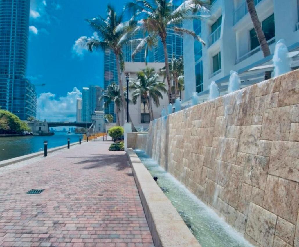 2 Story Loft Downtown Miami Apartment Bagian luar foto