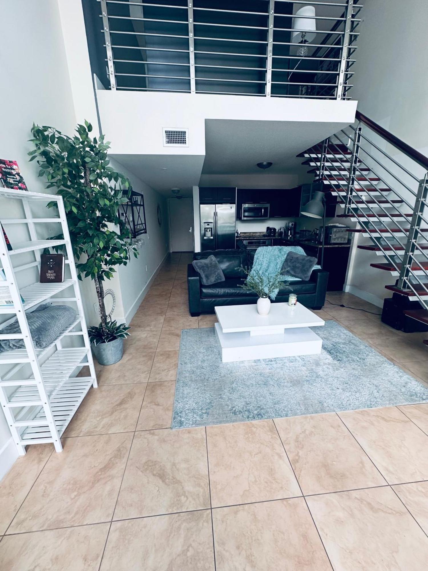 2 Story Loft Downtown Miami Apartment Bagian luar foto